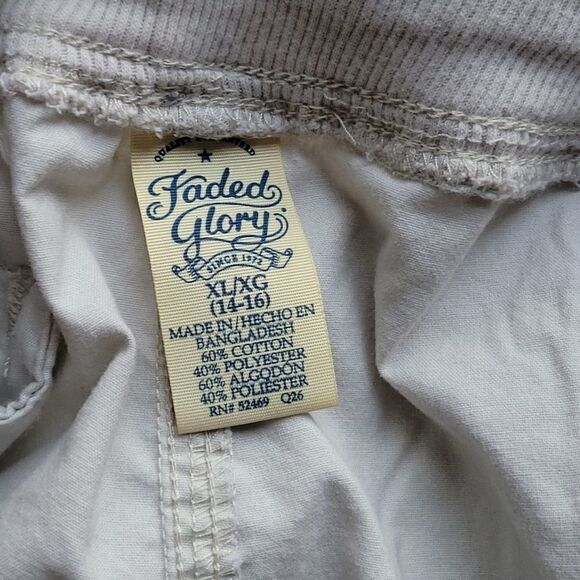 Off White Casual Drawstring Shorts Boys Size XL(14/16) - Picture 3 of 8